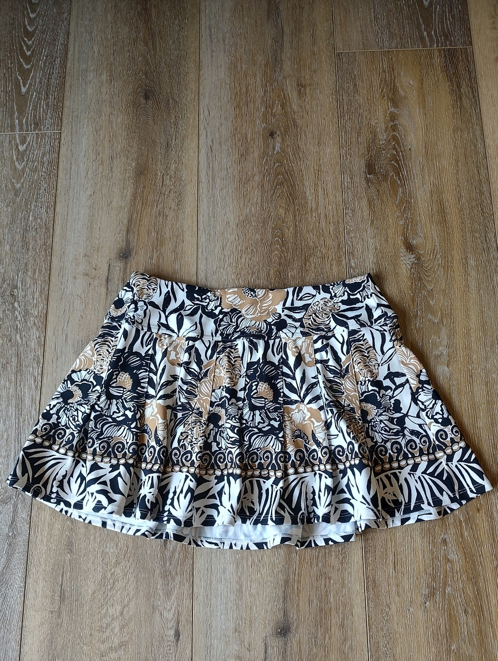 Lilly Pulitzer Luxletic UPF+50 Ressi Skort Gold Black Tennis Golf Pickleball M - Picture 2 of 13